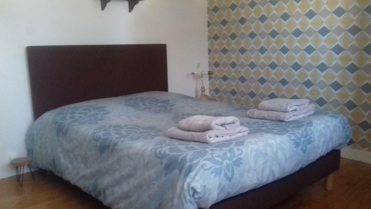 Home Is Home Camors Luaran gambar